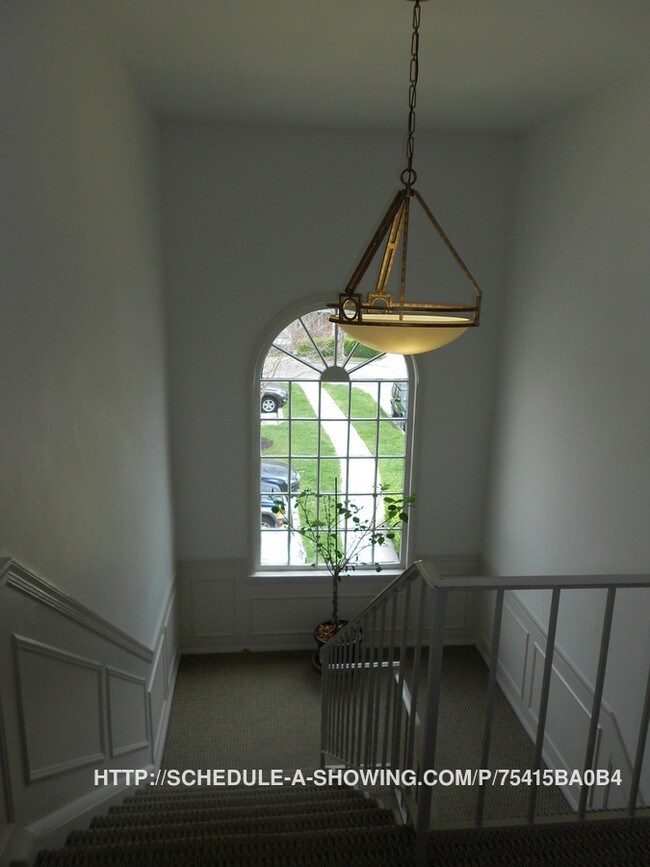 Building Photo - 367 Homeland Southway