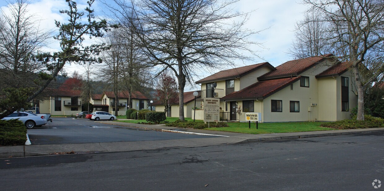 Big Valley Sutherlin Apartments in Sutherlin, OR