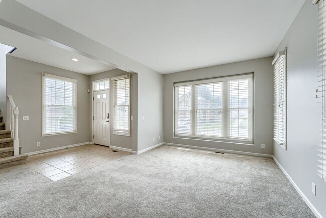 Building Photo - Must See 3 Bedroom In Bellevue!!