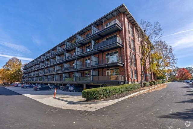 Building Photo - 5200 Peachtree Rd