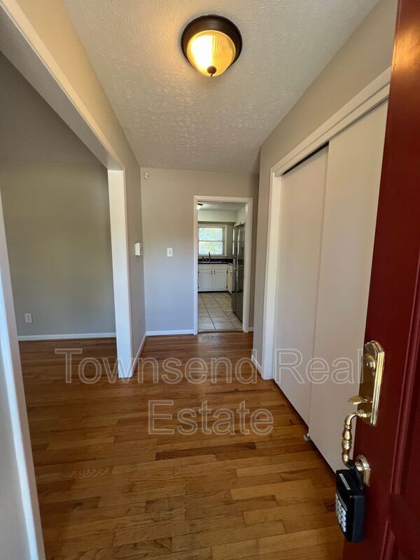 Foto del edificio - 5313 Hampton Rd