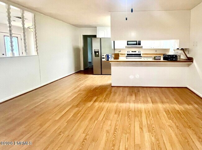 Foto del edificio - 8107 MS-493