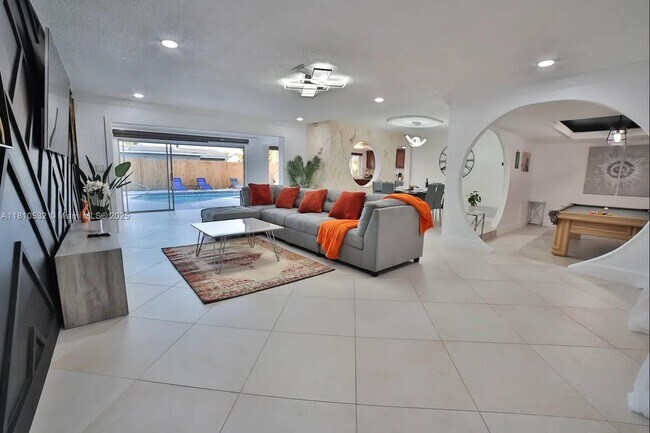 Foto del edificio - 8651 Sunset Strip
