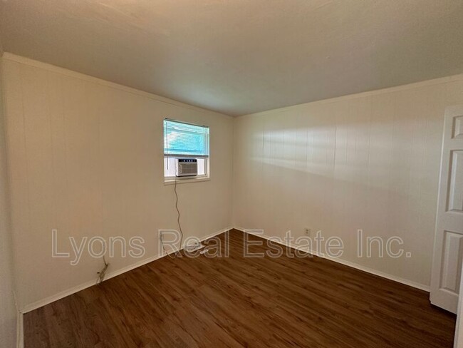 Foto del edificio - 3215 Jeffcott St