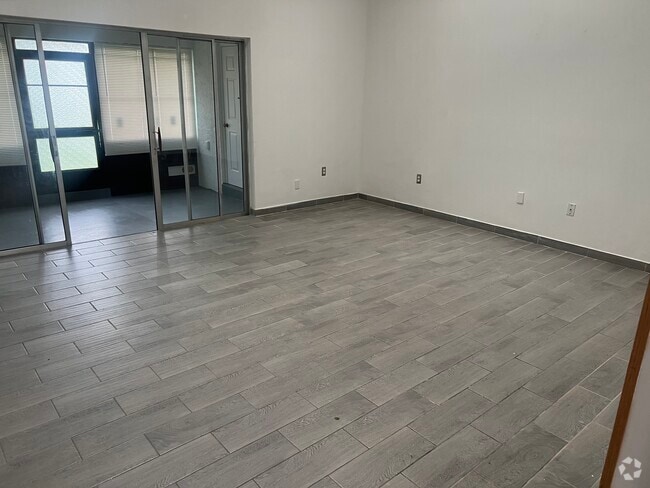 Building Photo - 5812 Blue Dahlia Way