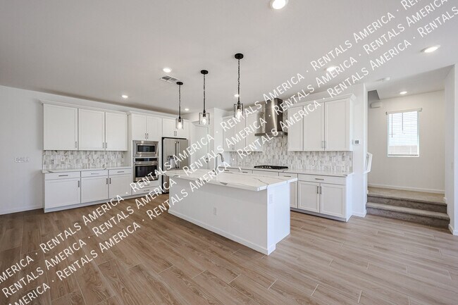 Foto del edificio - 2484 W Rowel Rd