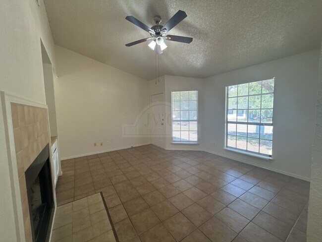 Foto del edificio - 3806 London Ln