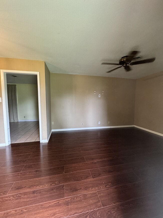 Building Photo - 3608 Edgemont Dr