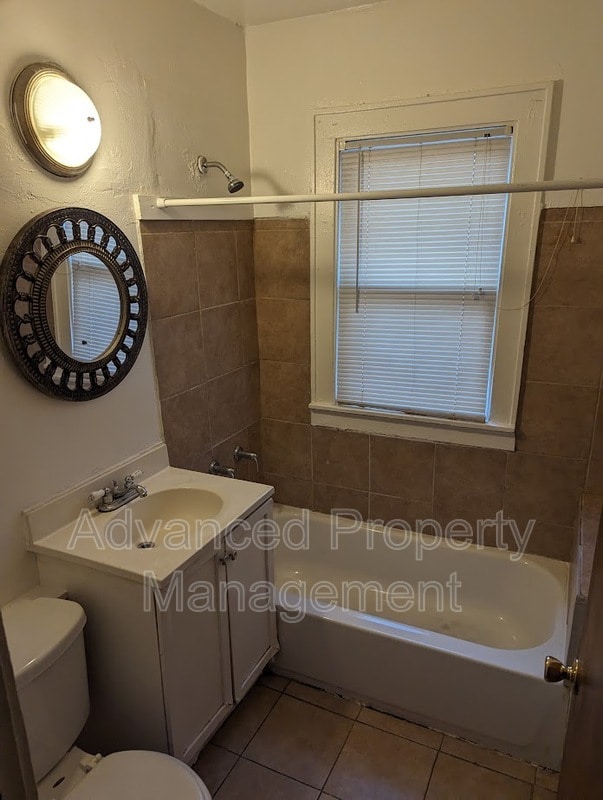 Foto del edificio - 4023 N 24th Pl