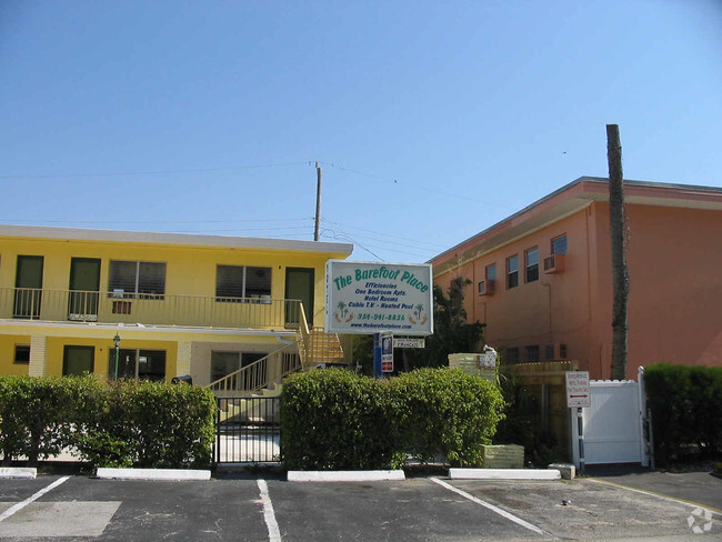 Building Photo - Ocean Breeze Apartments