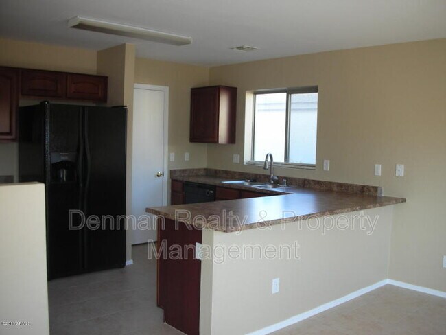 Foto del edificio - 5725 S 32nd Ln