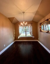 Building Photo - 15647 Flagstone Walk Way