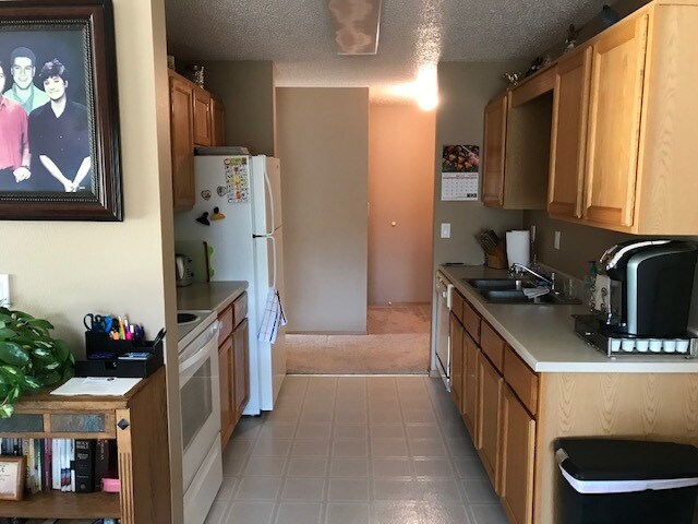 Kitchen - 3820 7th St S