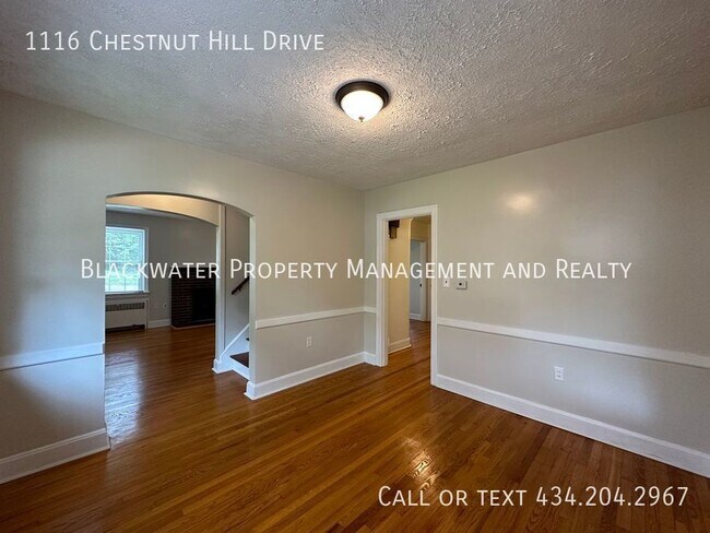 Foto del edificio - MOVE IN SPECIAL! Half Off 1st Full Month's...