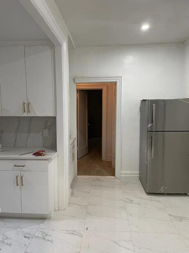 Foto del edificio - 52 Avenue V