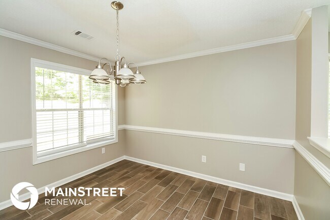 Foto del edificio - 1012 Forest Glen