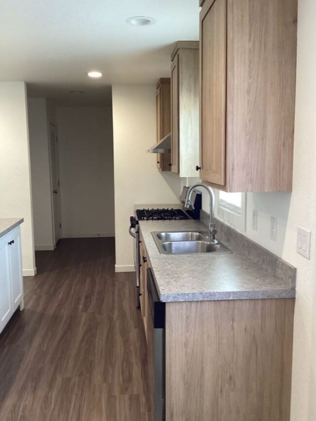 Building Photo - 818 S 4575 W
