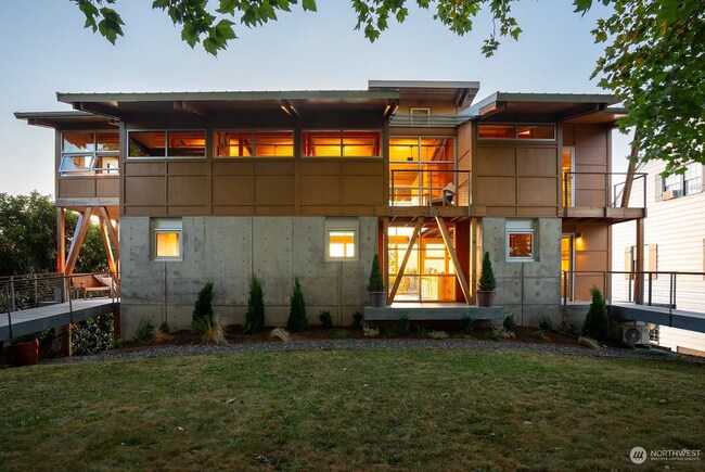 Foto del edificio - Lease Takeover: Breathtaking 1-Bed ADU Retreat with Spacious Living in Bellingham's Heart
