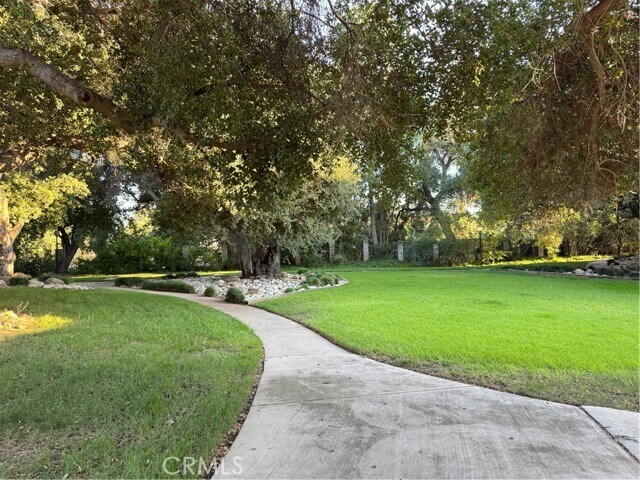 Foto del edificio - 453 Heatherglen Ln