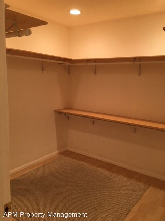Foto del edificio - 3 br, 2 bath House - 1043 S. Isabella Avenue