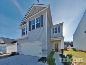 Building Photo - 1332 Waylon Ave