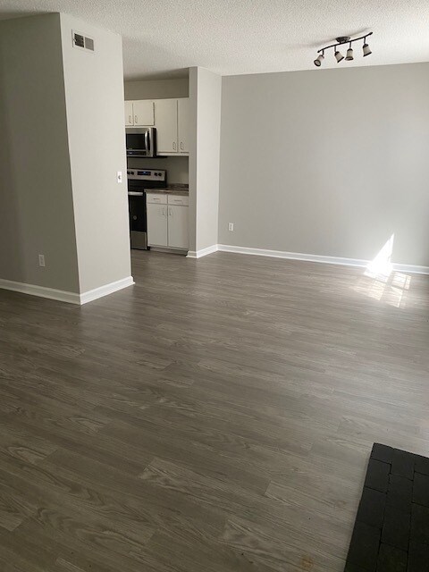 Foto del edificio - 4336 Edith Ln