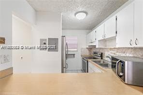 Building Photo - 6055 W 19th Ave