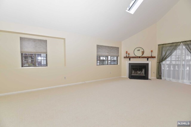 Foto del edificio - 2506 Hemingway Ln