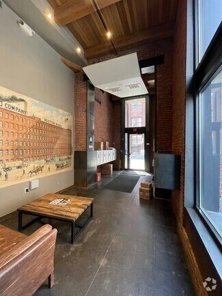 Building Photo - 90 Wareham St