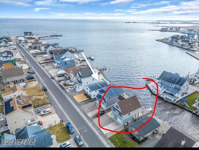 Foto del edificio - 250 Butler Blvd