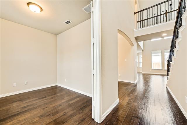 Foto del edificio - 11504 Skylor Ave