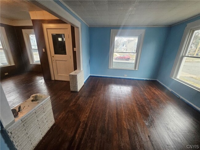 Building Photo - 1330 Midland Ave