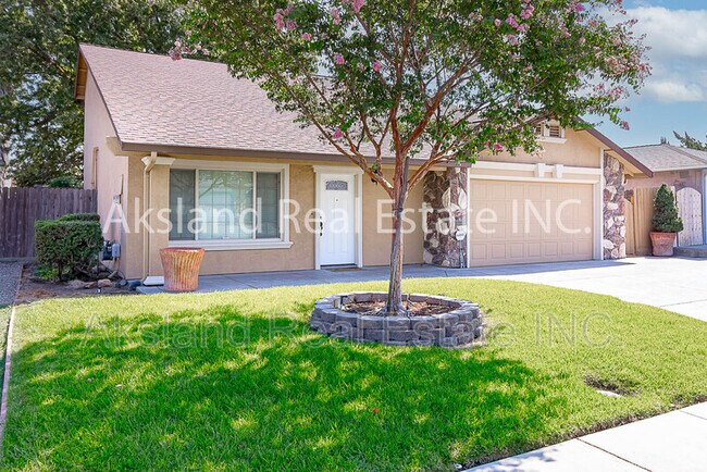 Building Photo - 976 El Portal Ave
