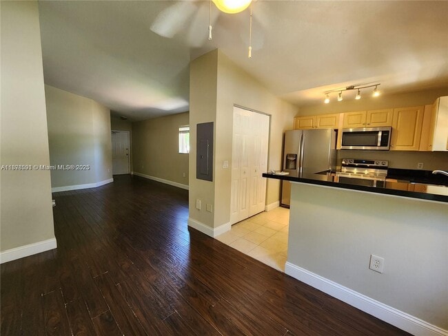 Building Photo - 3810 N Jog Rd