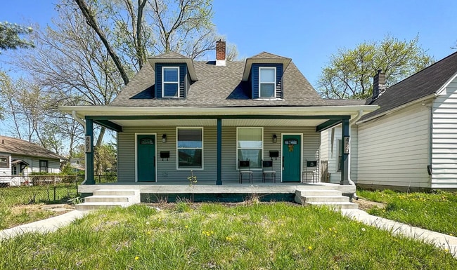 425/427 N Euclid Ave-West - 425/427 N Euclid Ave-West Apartment