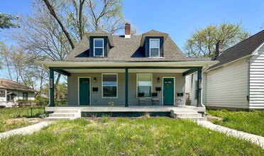 Building Photo - 425-427 N Euclid Ave
