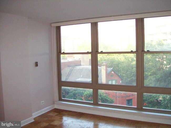 Foto del edificio - 1260 21st St NW