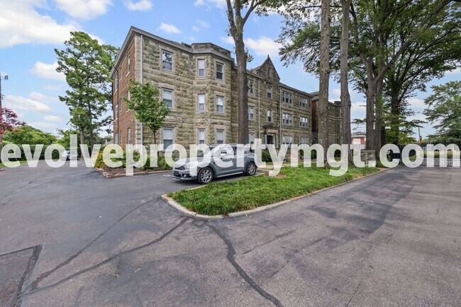 Foto del edificio - Charming 2 bedroom midtown unit.
