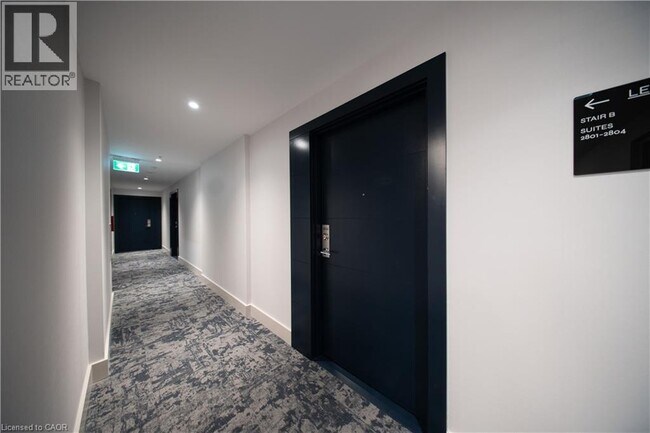 Photo du bâtiment - 75 James St S