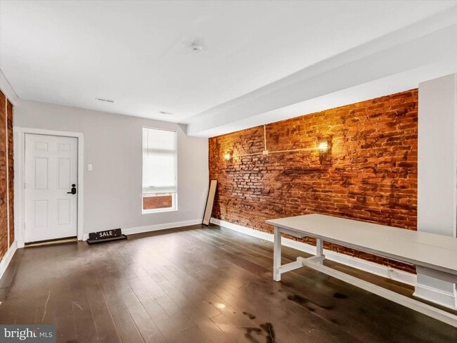 Foto del edificio - 3009 McElderry St