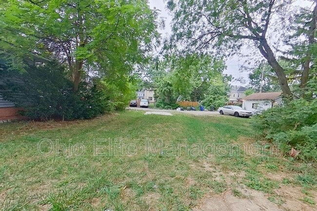 Foto del edificio - 1695 E Weber Rd