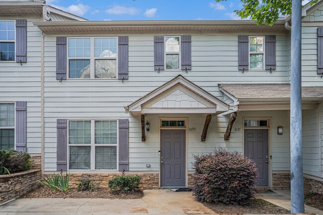 Building Photo - 4155 Park Chase Dr