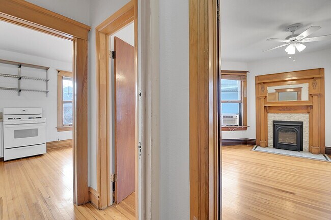 Foto del edificio - $1,375.00, 1 bed, 1 bath located in Denver