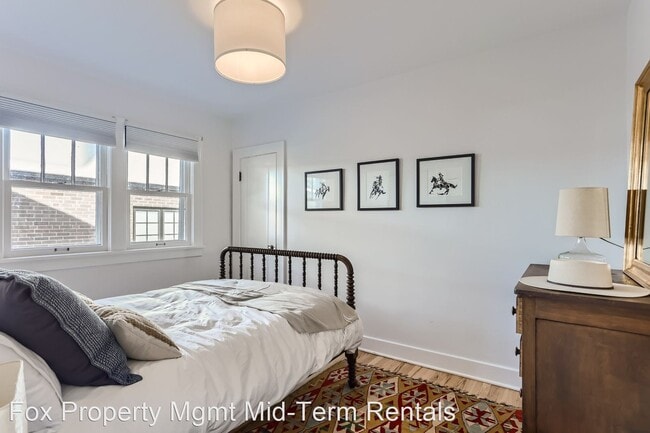 Foto del edificio - 2 br, 1.5 bath House - 2047 S Pennsylvania...