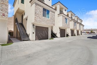Building Photo - 2042 Swanson Ave