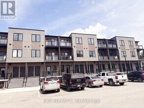 Building Photo - 940-940 St David St N