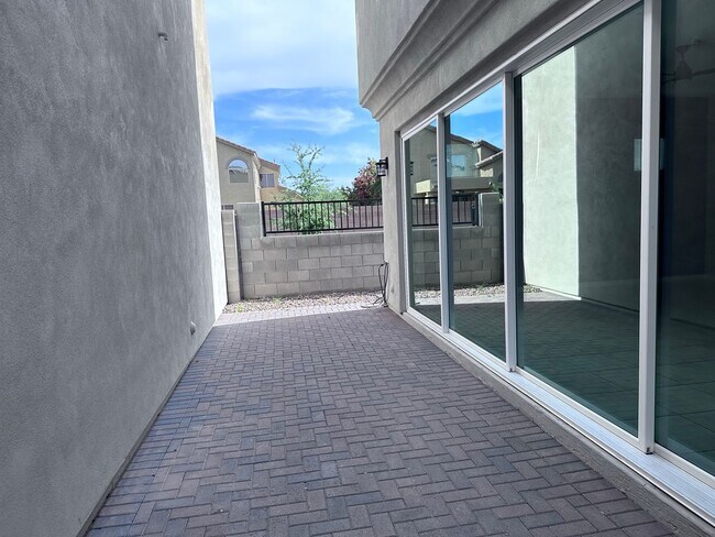 Foto del edificio - Trendy 3Bedroom/3Bath Gilbert Home!!