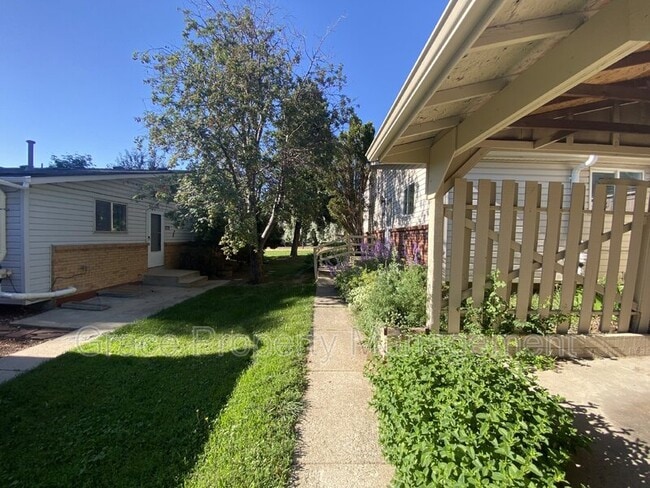 Photo - 774 W Cleveland Cir Townhome