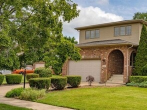 Building Photo - 17011 Danielle Ct