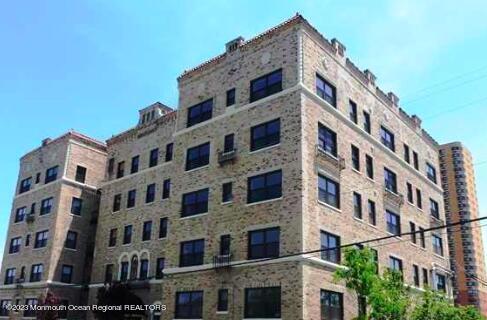 Foto del edificio - 1700 Webb St